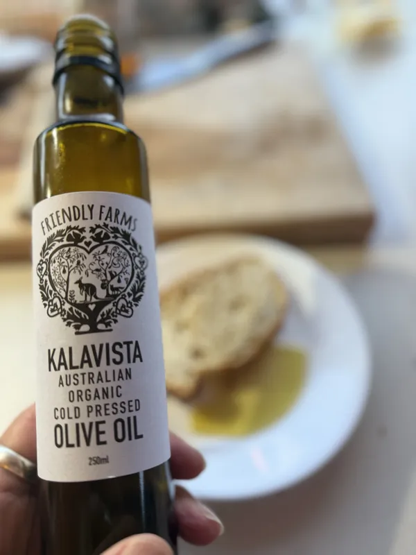 Cold-pressed Organic Olive Oil - alternate