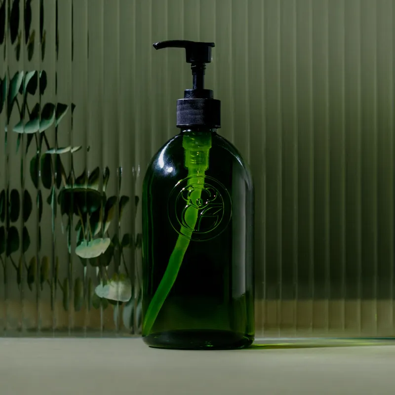 Apothecary Glass Bottle with pump - alternate